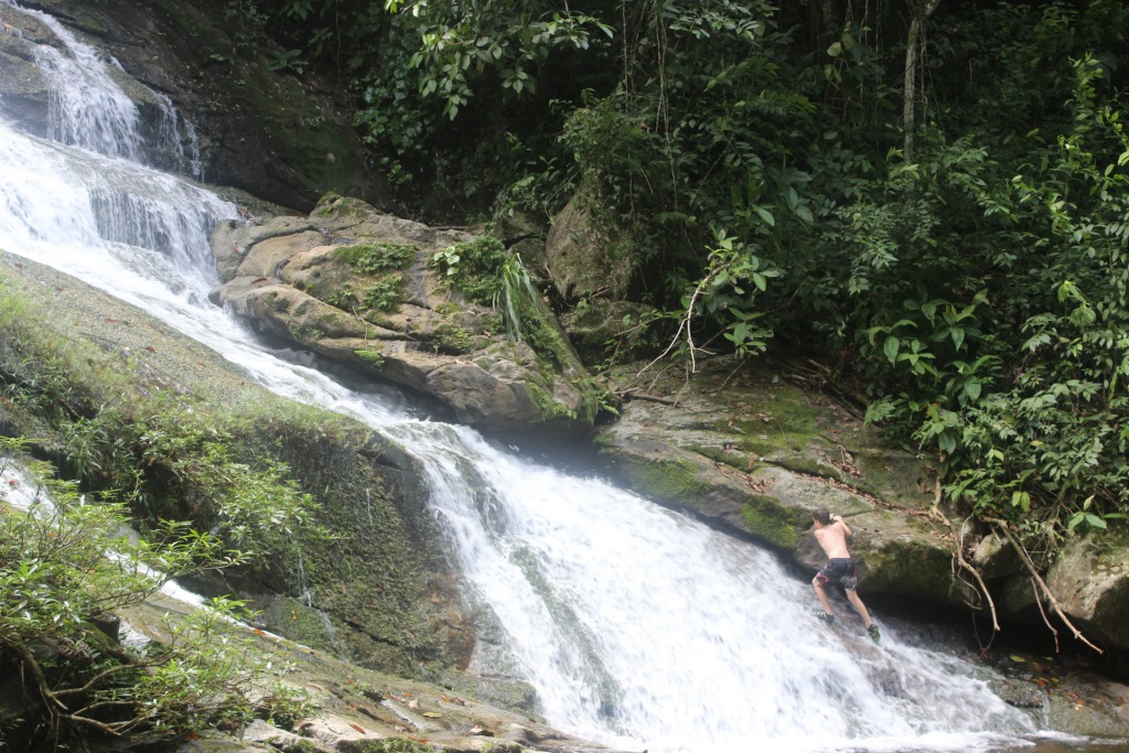Exploring Belize with kids. Chasing waterfalls in Belize. thedailyadventuresofme.com