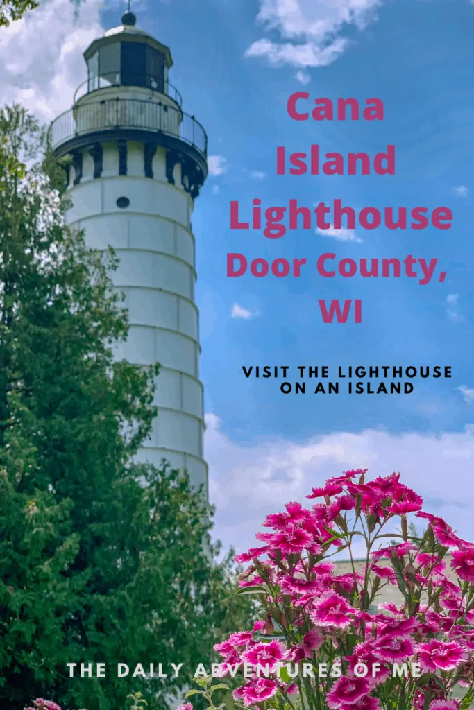 Looking for a unique midwest lighthouse experience? Take a tractor over to Cana Island to explore its lighthouse. This is the perfect way to spend the day in Door County, WI. #wisconisndaytrips #lighthouses #uslighthouses #midwestlighthouse