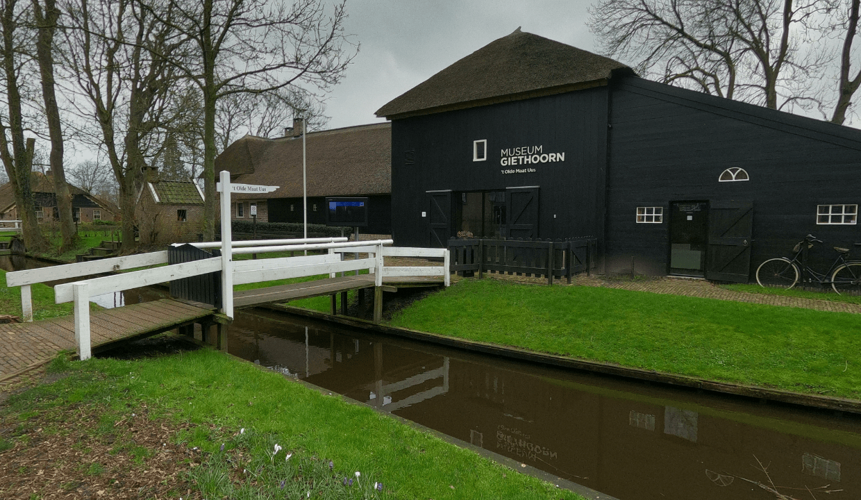 Giethoorn day trip from Amsterdam
