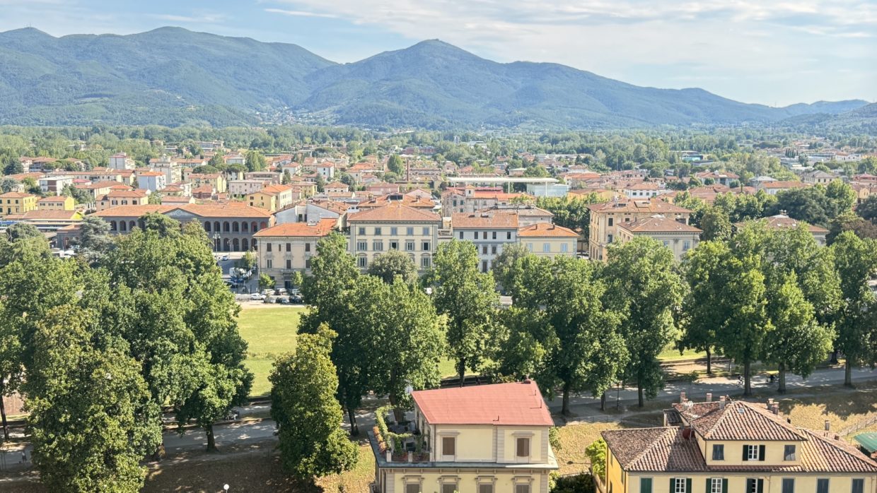 A day trip to Lucca from La Spezia